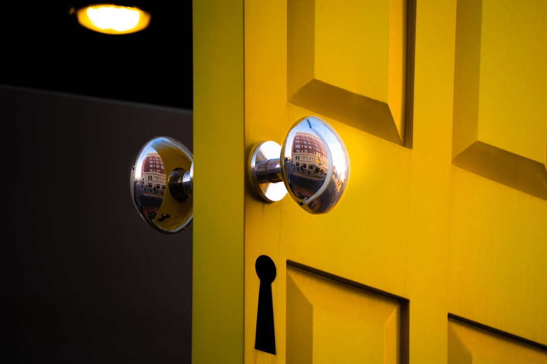 Perspectiva futura y conclusión Chrome abre puerta - imagen ilustrativa